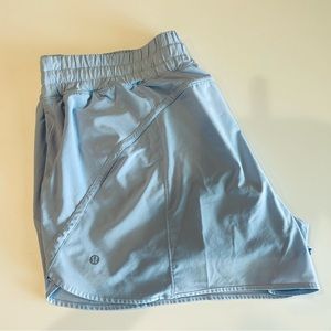 Lululemon Hotty Hot HR Short 2.5” Lined Sz 18